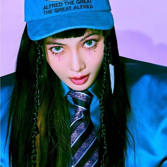 Spooky Silver Knife Earrings Creepy Goth Halloween Cosplay Statement Jewelry - Picture 8 of 11